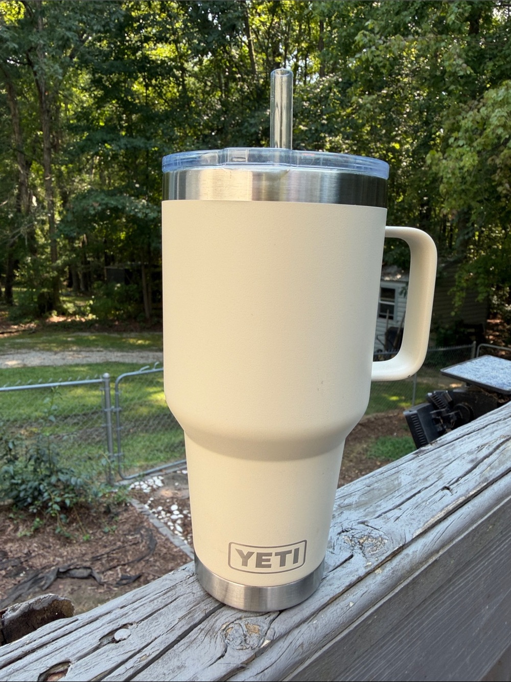 Yeti Cream Rambler Handle Tumbler with Clear Lid and Straw